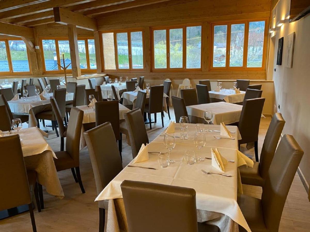Hotel Trieste 타르비시오 외부 사진